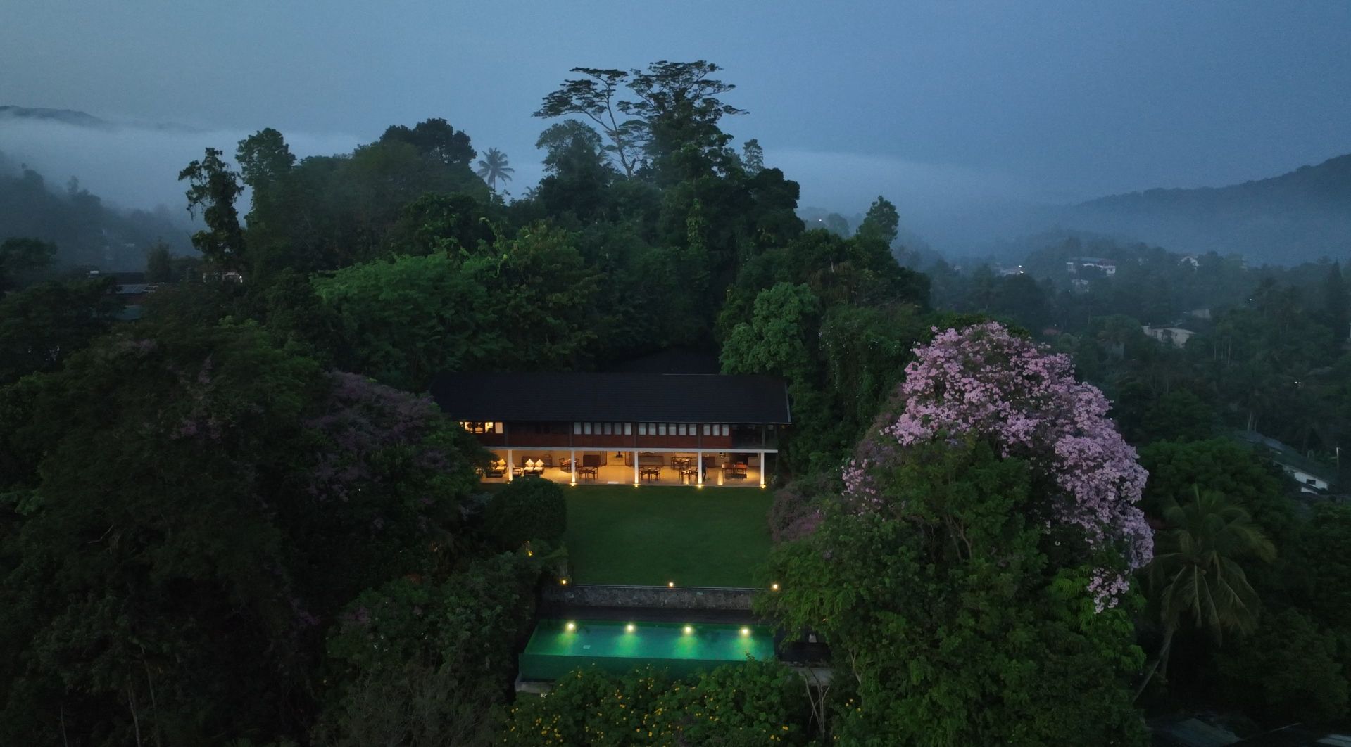 Kings Pavillion Image Exterior